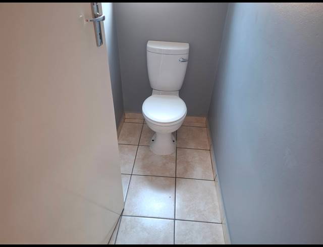 2 BEDROOM HOUSE FOR SALE IN GLEN HARVIE